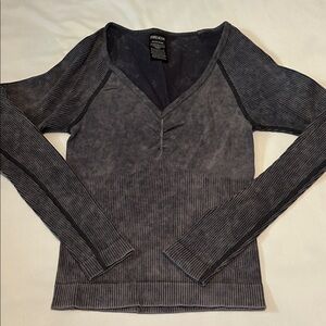 PINK Victoria’s Secret Charcoal V-Neck Long Sleeve Top